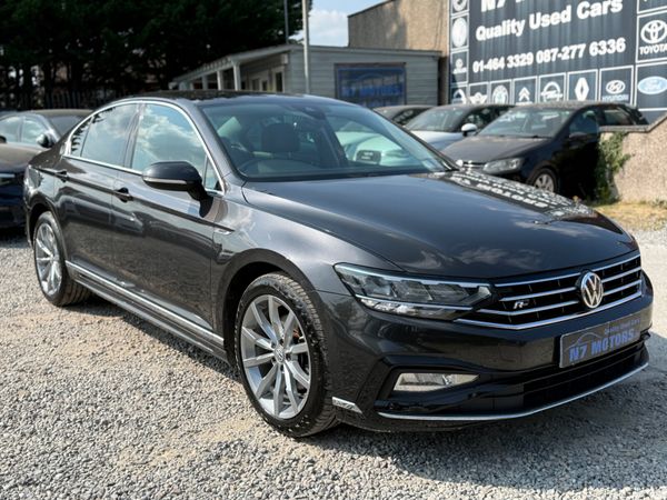 Volkswagen Passat Saloon, Diesel, 2020, Grey