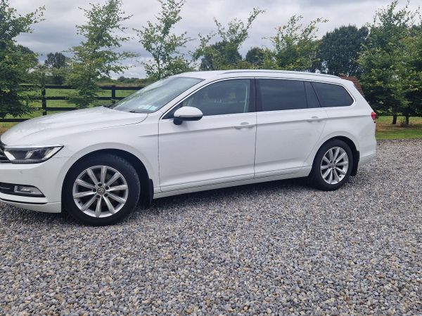 Volkswagen Passat Estate, Diesel, 2018, White