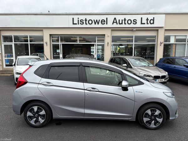 Honda Fit Hatchback, Petrol Hybrid, 2019, Silver