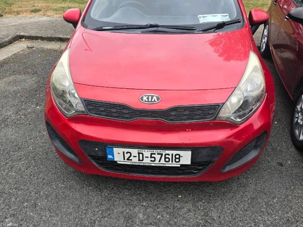 Kia Rio Hatchback, Diesel, 2012, Red