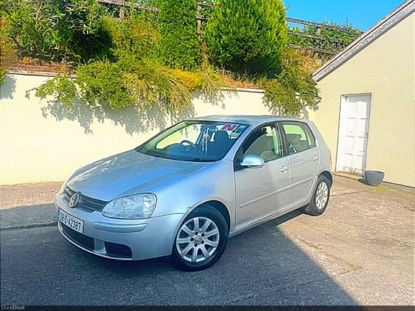 Volkswagen Golf Hatchback, Petrol, 2008, Silver
