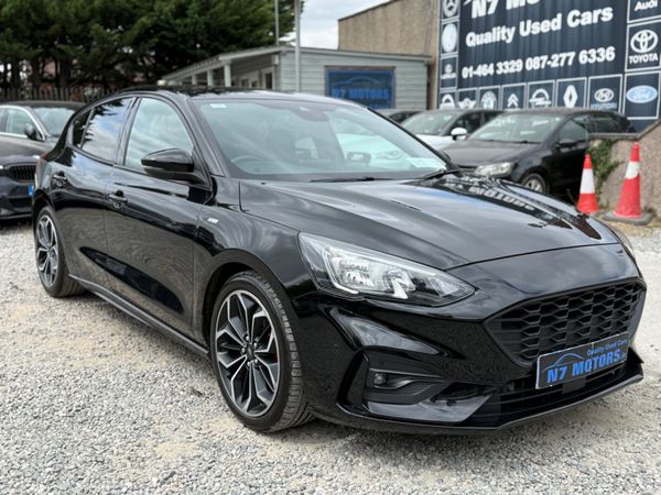 Ford Focus Hatchback, Petrol, 2019, Black
