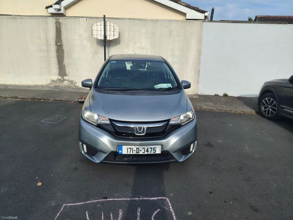 Honda Jazz Hatchback, Petrol, 2017, Grey