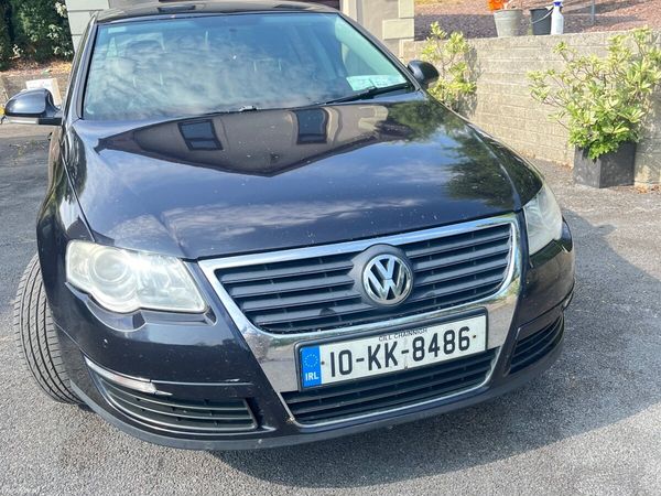 Volkswagen Passat Saloon, Diesel, 2010, Black