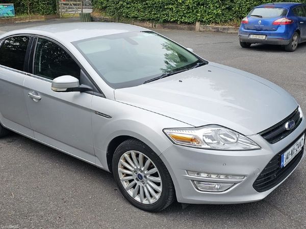Ford Mondeo Hatchback, Diesel, 2014, Silver