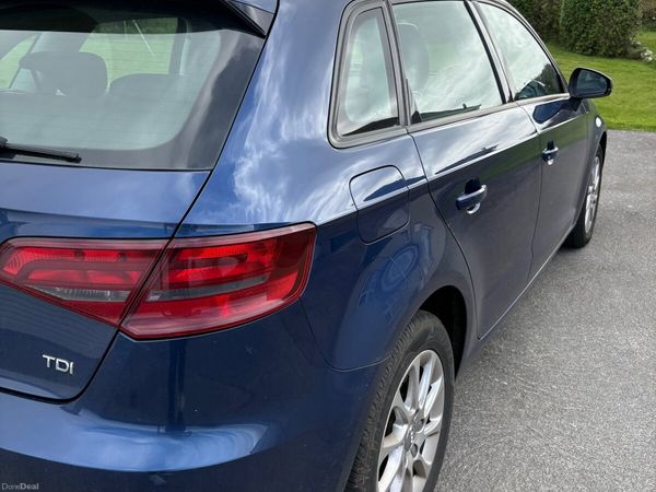 Audi A3 Hatchback, Diesel, 2015, Blue