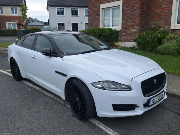 Jaguar XJ Saloon, Diesel, 2016, White