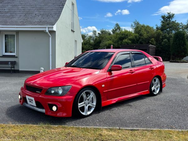 Toyota Altezza Saloon, Petrol, 2002, Silver