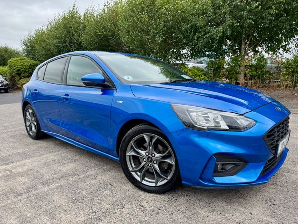 Ford Focus Hatchback, Diesel, 2020, Blue