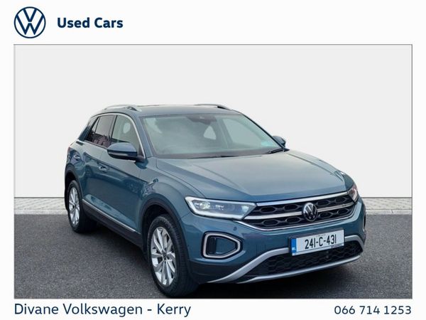 Volkswagen T-Roc SUV, Petrol, 2024, Blue
