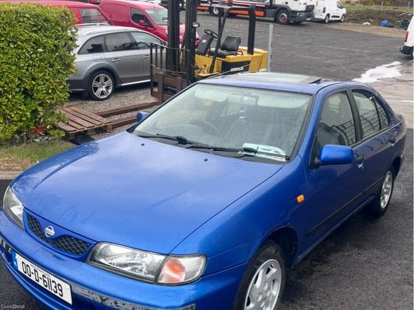 Nissan Almera Saloon, Petrol, 2000, Blue
