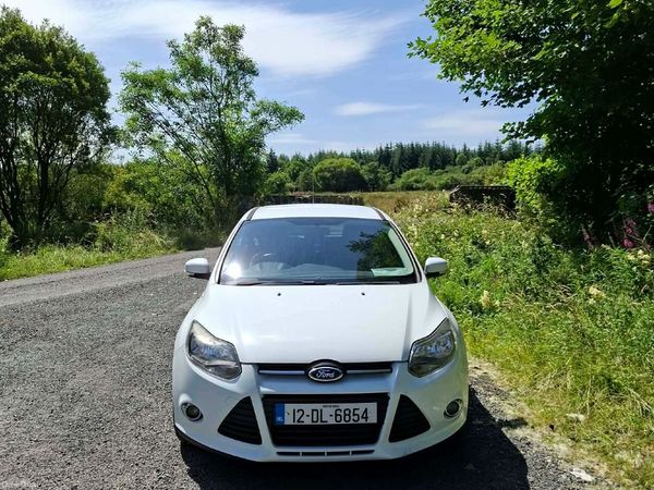 Ford Focus Hatchback, Diesel, 2012, White