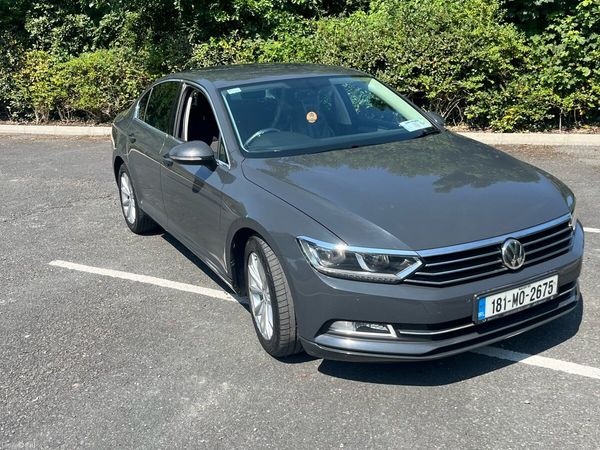 Volkswagen Passat Saloon, Diesel, 2018, Grey