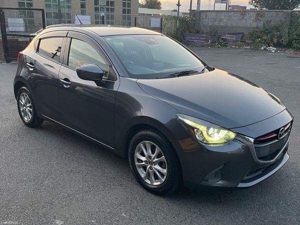 Mazda Demio Hatchback, Diesel, 2015, Grey