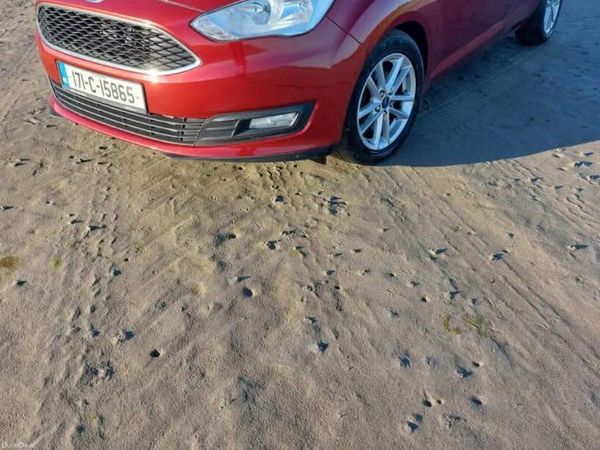 Ford Grand C-Max MPV, Petrol, 2017, Red