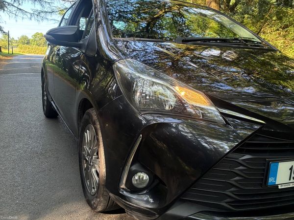Toyota Yaris MPV, Petrol, 2019, Black
