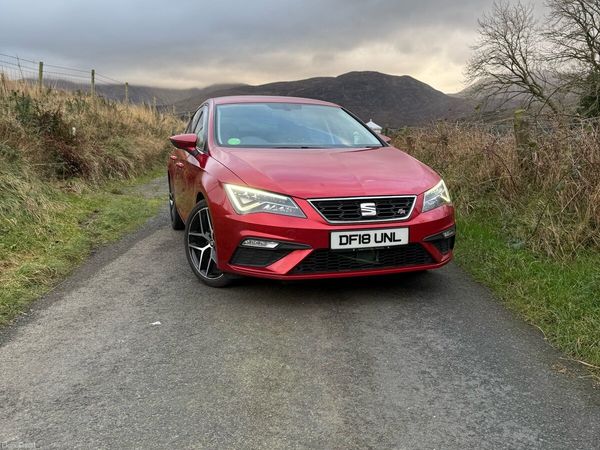 SEAT Leon Hatchback, Diesel, 2018, Red