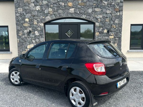 Dacia Sandero Hatchback, Petrol, 2016, Black