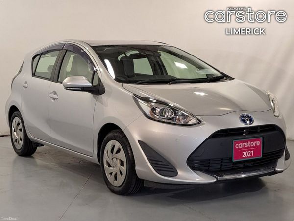 Toyota Aqua Hatchback, Petrol Hybrid, 2021, Silver