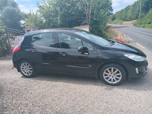 Peugeot 308 Hatchback, Diesel, 2011, Black