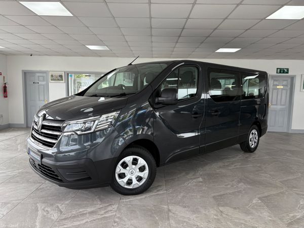 Renault Trafic MPV, Diesel, 2024, Grey