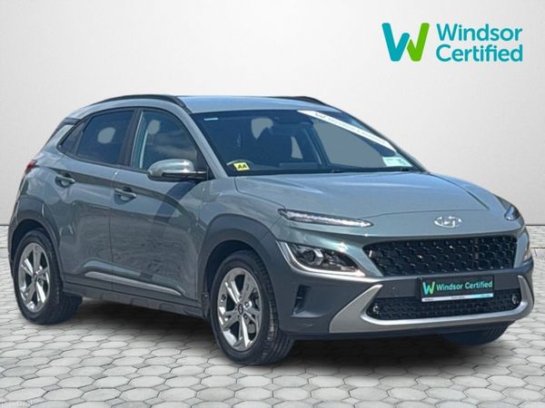 Hyundai KONA MPV, Petrol, 2022, Green