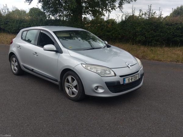 Renault Megane Hatchback, Diesel, 2010, Silver