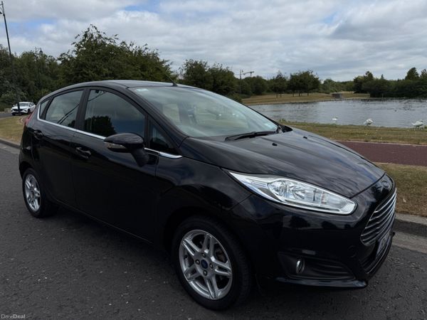 Ford Fiesta Hatchback, Petrol, 2015, Black