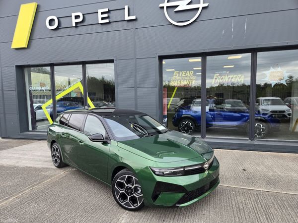 Opel Astra Estate, Petrol Hybrid, 2026, Green