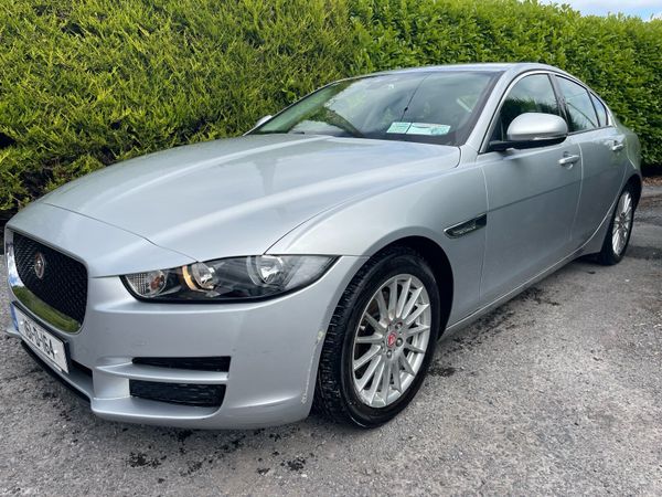 Jaguar XE Saloon, Diesel, 2016, Silver