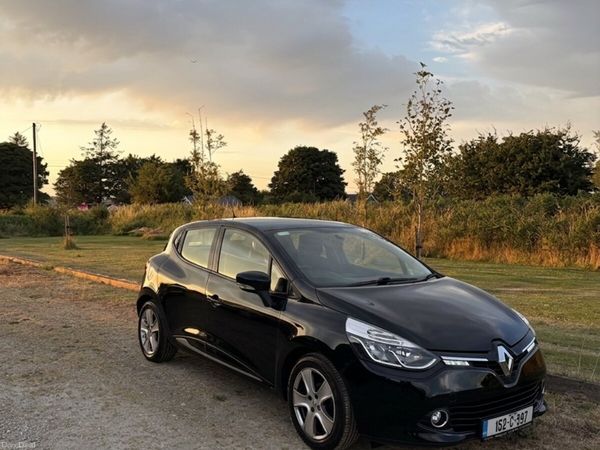 Renault Clio Hatchback, Petrol, 2015, Black