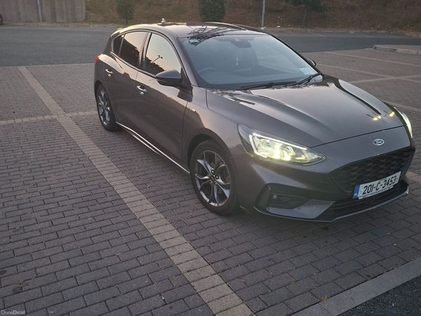 Ford Focus Hatchback, Petrol, 2020, Grey