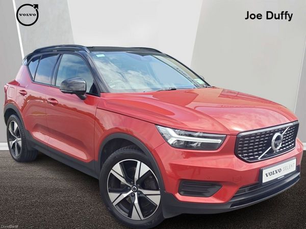 Volvo XC40 Estate, Petrol Plug-in Hybrid, 2022, Red