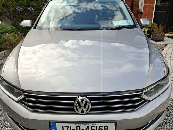 Volkswagen Passat Saloon, Diesel, 2017, Silver