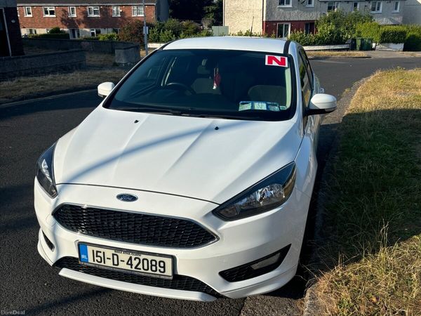 Ford Focus Hatchback, Petrol, 2015, White