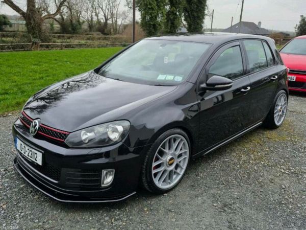 Volkswagen Golf Hatchback, Petrol, 2010, Black