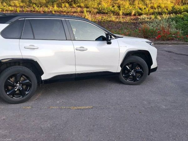 Toyota RAV4 SUV, Petrol Hybrid, 2021, White