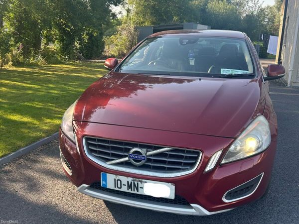 Volvo S60 Saloon, Diesel, 2010, Red