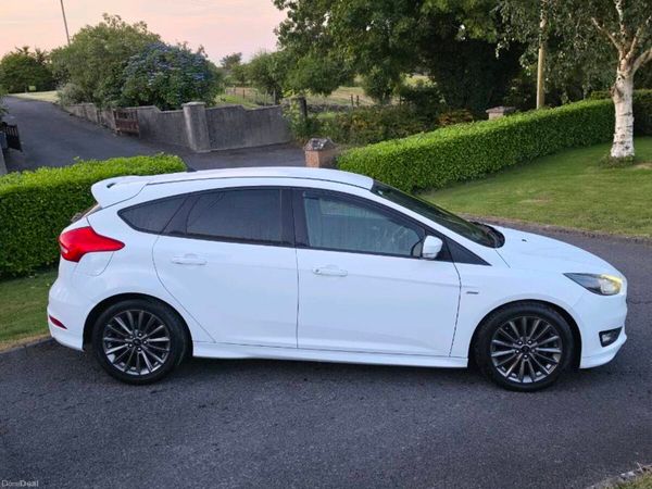 Ford Focus Hatchback, Diesel, 2017, White
