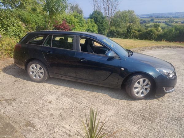 Opel Insignia Estate, Diesel, 2016, Green