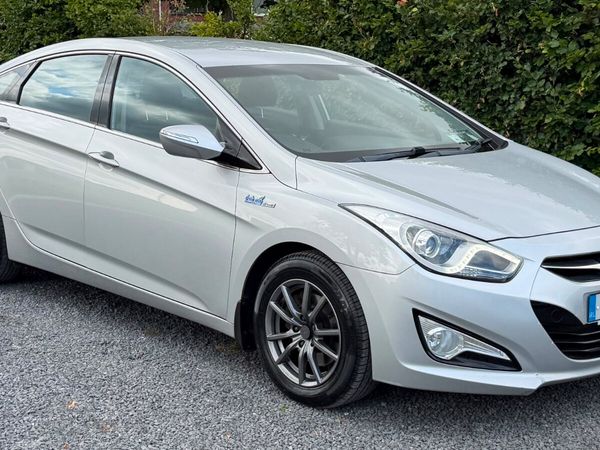 Hyundai i40 Saloon, Diesel, 2014, Silver