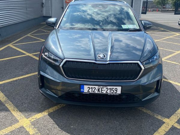 Skoda Enyaq Estate/Jeep, Electric, 2021, Grey