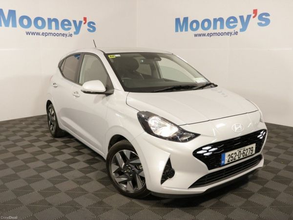 Hyundai i10 Hatchback, Petrol, 2025, Grey