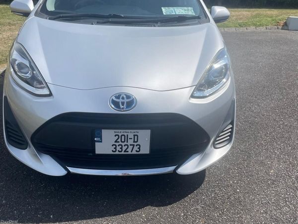 Toyota Aqua Hatchback, Petrol Hybrid, 2020, Silver
