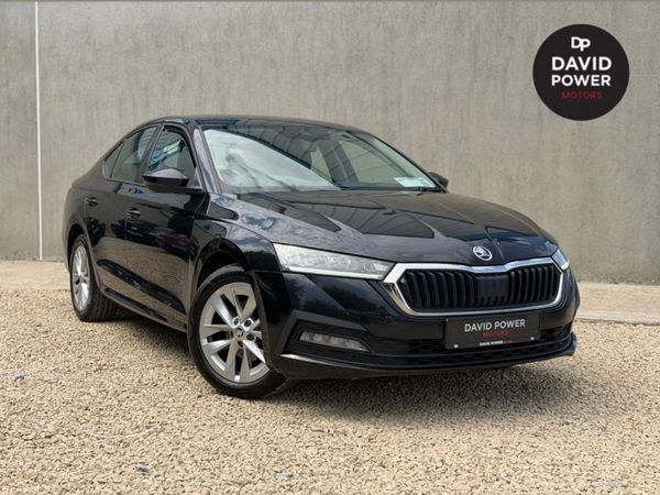 Skoda Octavia Saloon, Diesel, 2023, Black