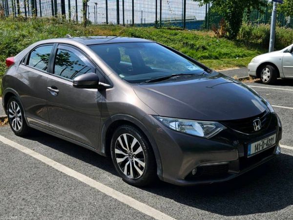 Honda Civic Hatchback, Diesel, 2014, Beige