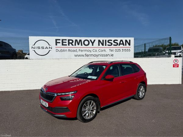 Skoda Kamiq Hatchback, Petrol, 2020, Red