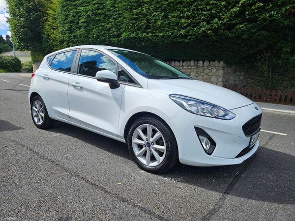 Ford Fiesta Hatchback, Petrol, 2019, White