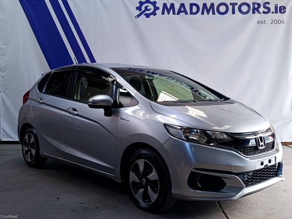 Honda Fit Hatchback, Petrol Hybrid, 2018, Silver