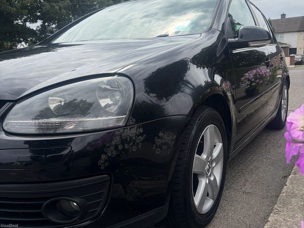 Volkswagen Golf Hatchback, Petrol, 2008, Black